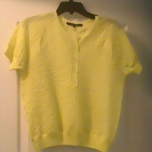 Delicate short sleeve sweater from French designer